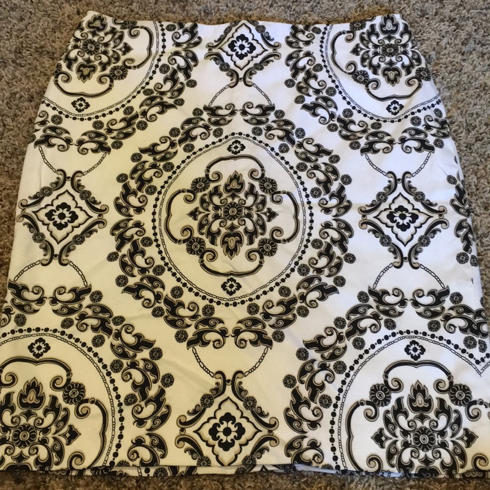 Nice work skirt. White and black floral pattern